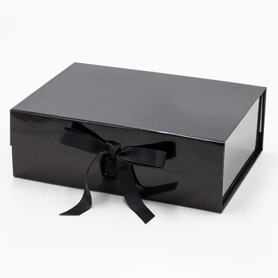 Vernis brillant de 2mm de boîte-cadeau durs noirs d'habillement avec la poignée de ficelle