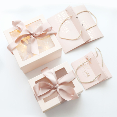 acheter boîtes de présentation de fleur de carton de 20*12cm avec le vernis UV de couvercles online manufacture