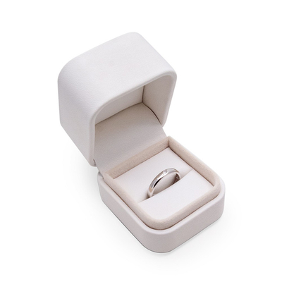 acheter Mariage en cuir Ring Box Silver Stamping de boîte à bijoux magnétique de velours de CMYK 4C online manufacture