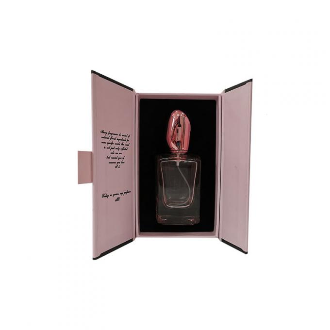 Boîte magnétique d'emballage de parfum de cadeau de fermeture de PMS avec l'ODM d'OEM de ruban 0