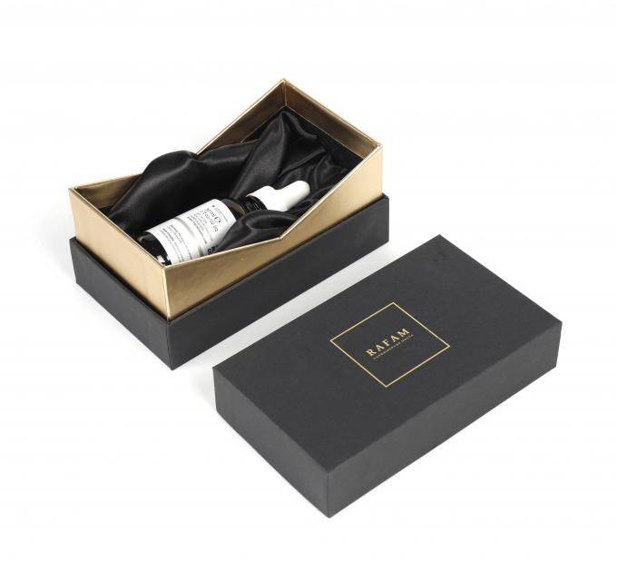 Boîte en carton d'huile essentielle de noir de CMYK avec le couvercle 2.5mm 0
