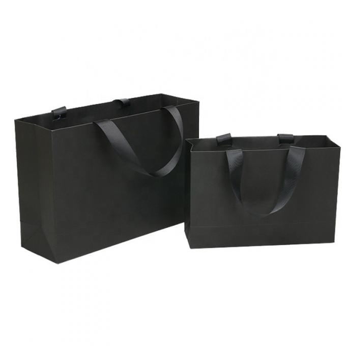 B9 W9 a ridé le LOGO d'ODM imprimé noir de luxe de sacs de transporteur de papier 0